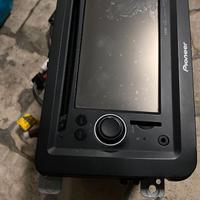 Pioneer AVIC-F9110BT con TV per Golf V + accessori