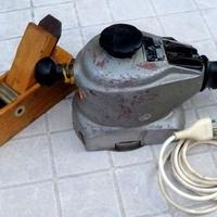 Pialla a mano ed elettrica