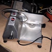 affettatrice professionale FAC