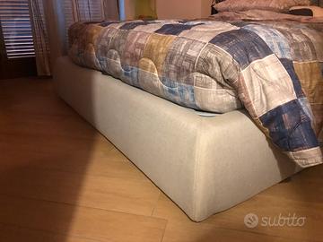 Letto matrimoniale design apribile