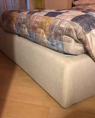 Letto matrimoniale design apribile