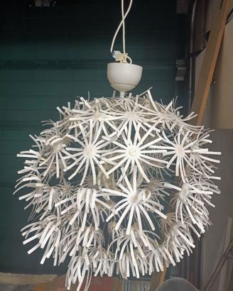 Lampadario Maskros Ikea a fiore