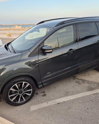 Ford Kuga 2.0 TDCI 150 CV 4x4 ST-Line