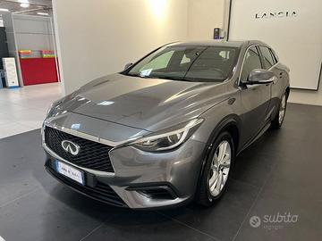 Infiniti Q30 2.2d (125 kW) 7DCT