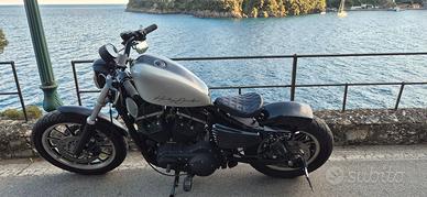 Harley Davidson 883 R
