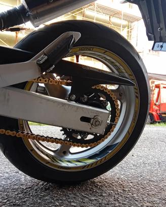 Honda Hornet guidabile patente  A2