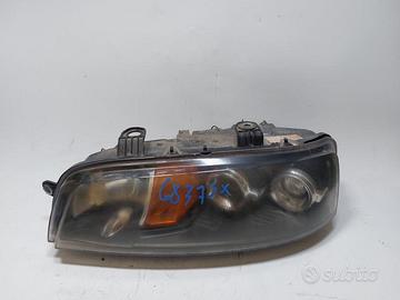205958 FANALE ANTERIORE TYC SX FIAT PUNTO II (188)