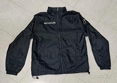 K-way e pantaloncino Givova