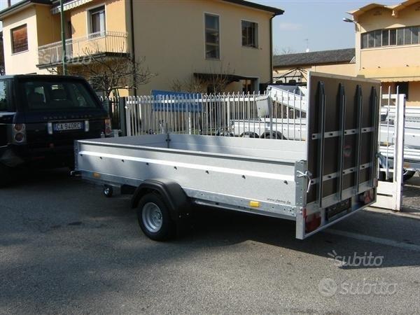 Rimorchio per trattorino basculante 300x153 Stema: caravan e camper in ...