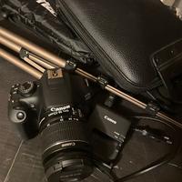 Canon eos 1200D fotografica borsa treppiede sd