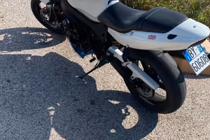 Triumph Speed Four 
