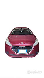 PEUGEOT 208 1.4 HDi 68 CV 5 porte 2012