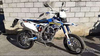 SUZUKI VALENTI SM 125 MOTARD MOT. A LIQUIDO