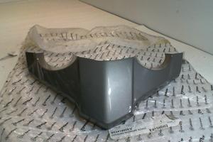 CHIUSURA INFERIORE SCUDO MP3 FUOCO 500 GILERA PIAG