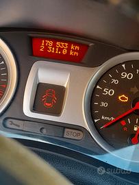 Renault Clio 1000 neopatentati 