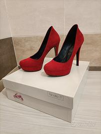 Scarpe rosse