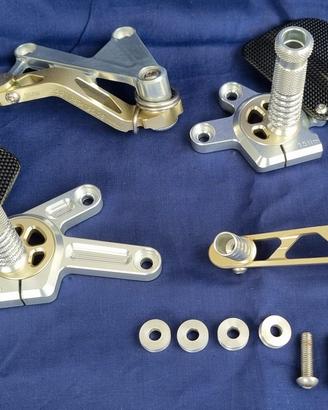 VENDUTO Pedane BMW R1200S HP2 Sport 