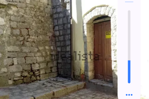 Cantinetta in pieno centro