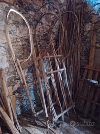 Slitte antiche in legno