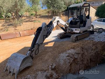 Escavatore Bobcat 331