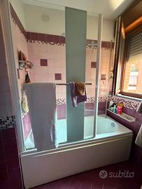 VASCA DA BAGNO CON BOX DOCCIA