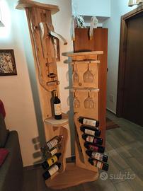 cantina , porta calici ,cavatappi in legno 