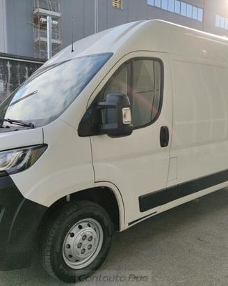 Peugeot Boxer 335 2.2 bluehdi 140cv ISOTERMIC...