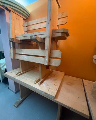 Tavolo Artigianale in Legno e rispettive 2 Panche
