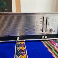 Radio vintage Mivar R481