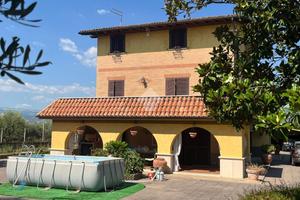 VILLA SINGOLA A GALLICANO NEL LAZIO