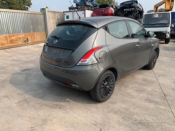 Per ricambi Lancia Ypsilon 1.2 benzina 2015