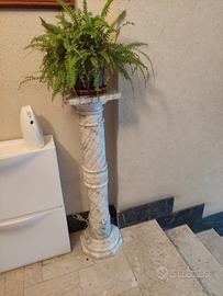 colonna in marmo di carrara bianco 