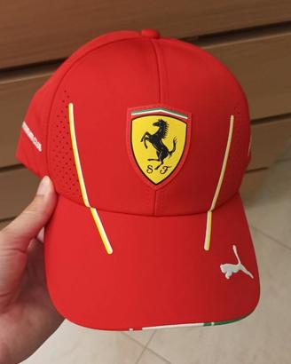Cappello Ferrari Italia 2024 unisex