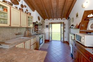 BILOCALE CON BOX IN RESIDENCE CON PISCINA