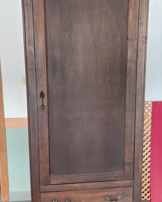 Armadio in legno