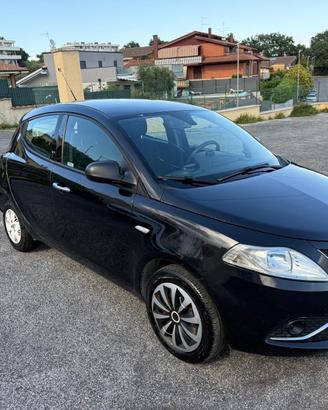 Lancia Ypsilon 1.2 69 CV 5 porte GPL Ecochic Elefa