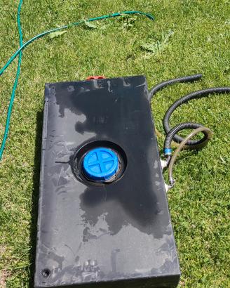 Serbatoio acqua per camper