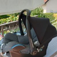 Seggiolino auto Bebè confort con base isofix