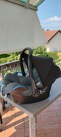 Seggiolino auto Bebè confort con base isofix