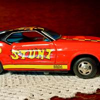 Auto giocattolo vintage Ford Mustang Mach 1 “STUNT