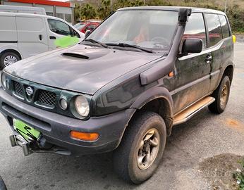 NISSAN Terrano II