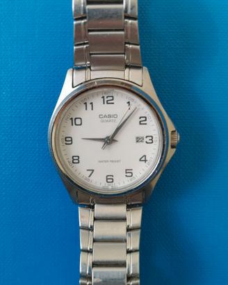 Orologio Casio da donna in acciaio da riparare
