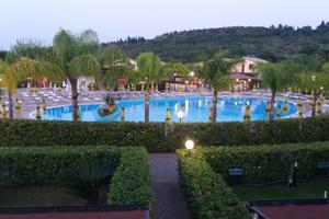 Appartamento Aurora - fronte piscina