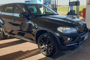 BMW. X5 4.8 i
