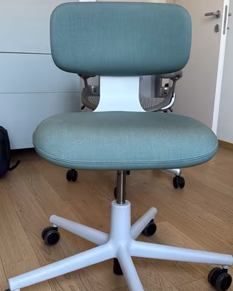 Sedia Vitra Rookie