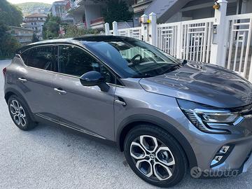 Renault Captur II - Intens ETech Hybrid 145 My2021