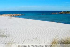 Capo Comino,villetta vista mare