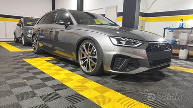 Audi A4 Avant 40 TDI S tronic line edition