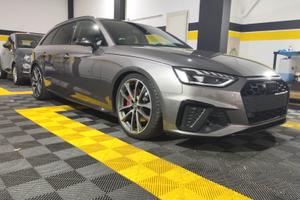 Audi A4 Avant 40 TDI S tronic line edition