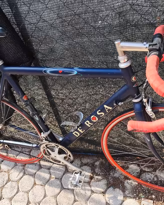 bicicletta da corsa de rosa vintage 
